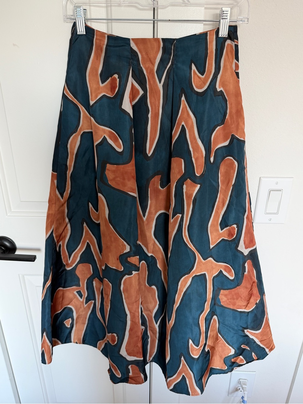 Hunter Bell Womens Printed A-Line Midi Skirt in Teal and Rust